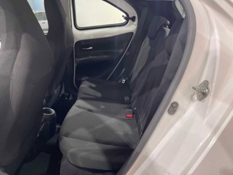 Toyota Aygo X usata a Sondrio (11)