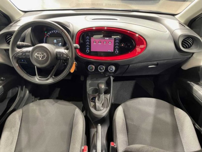 Toyota Aygo X usata a Sondrio (12)