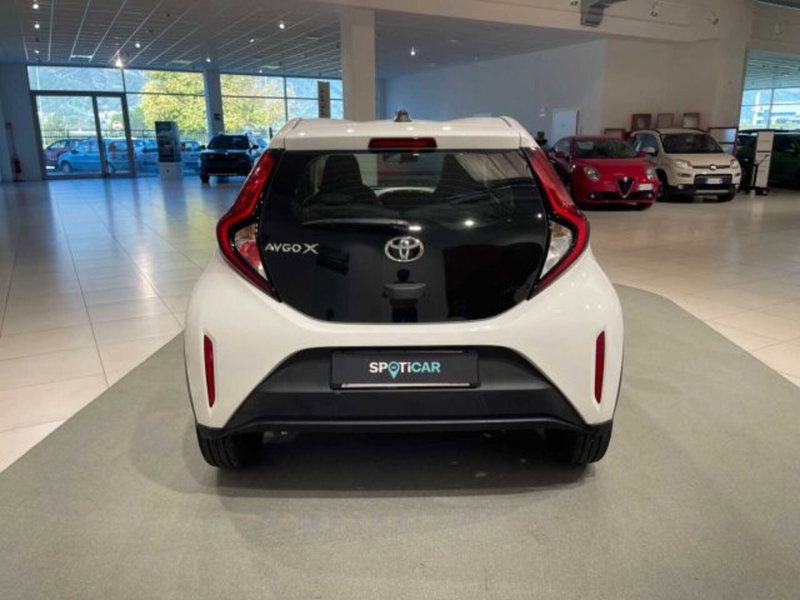 Toyota Aygo X usata a Sondrio (4)