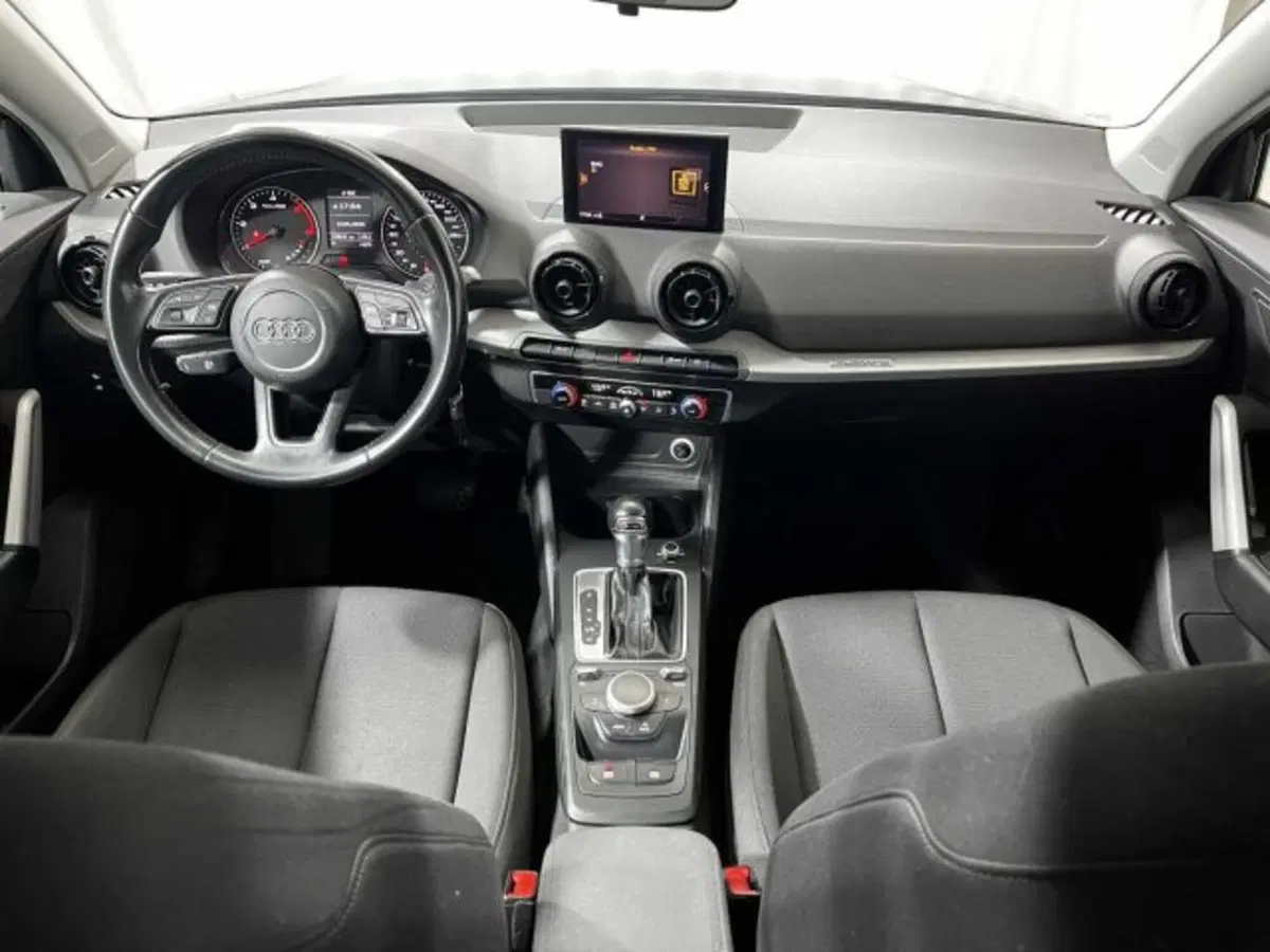 Audi Q2 usata a Sondrio (12)
