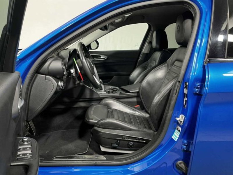 Alfa Romeo Giulia usata a Sondrio (10)