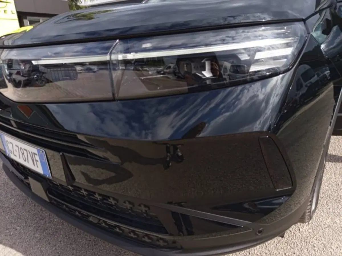 Opel Grandland usata a Frosinone (17)