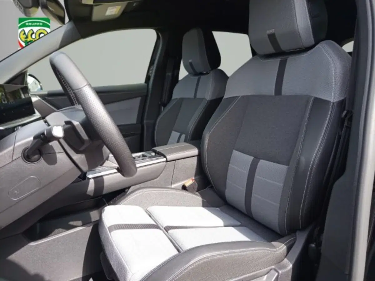 Opel Grandland usata a Frosinone (9)