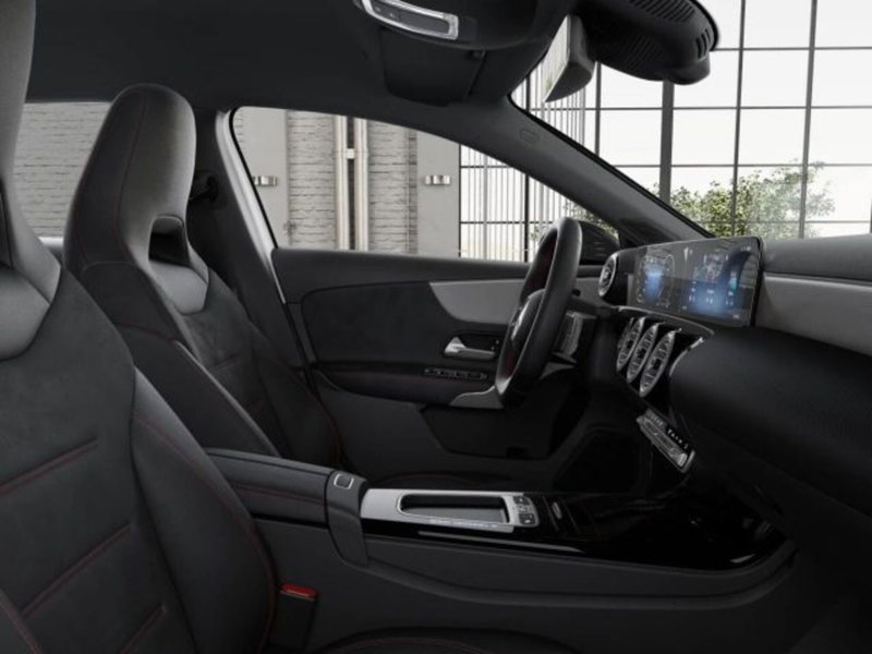 Mercedes-Benz Classe A nuova a Verona (7)