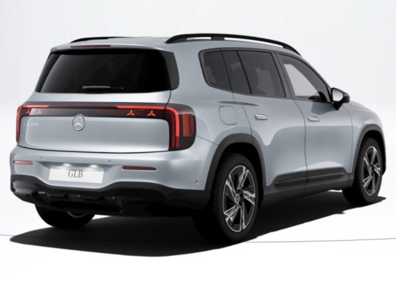 Mercedes-Benz GLB EQ nuova a Verona (2)