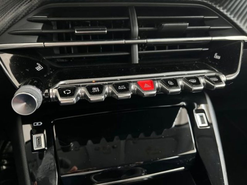 Peugeot 208 usata a Verona (14)