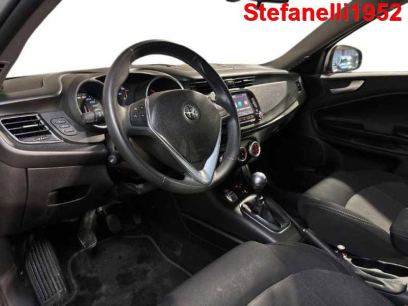 Alfa Romeo Giulietta usata a Bologna (11)