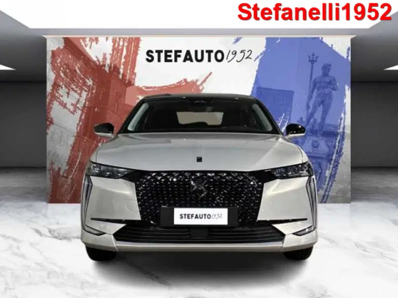 Ds DS 4 nuova a Bologna (4)