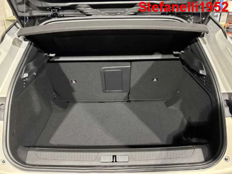 Ds DS 4 nuova a Bologna (7)