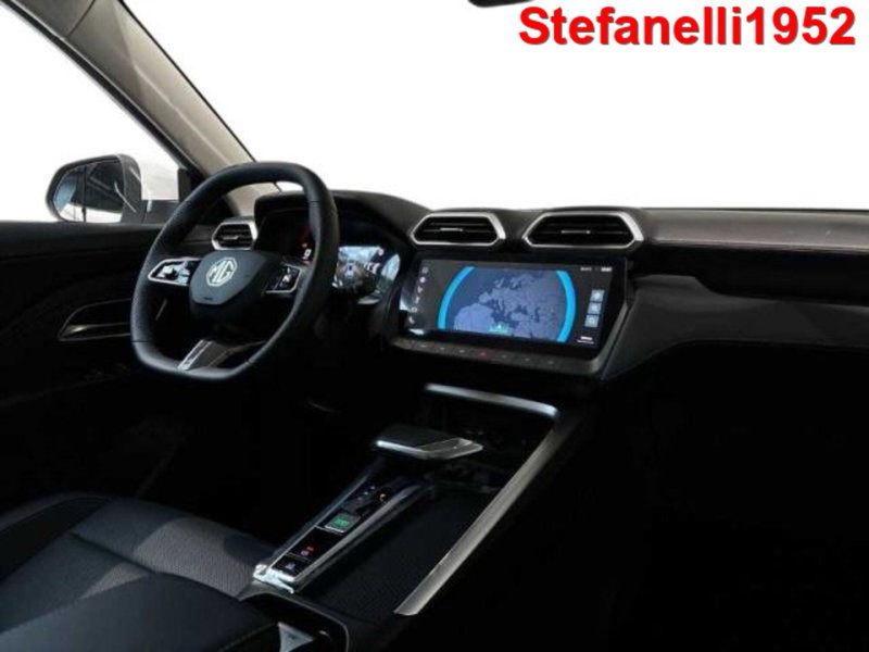 Mg ZS EV nuova a Bologna (15)