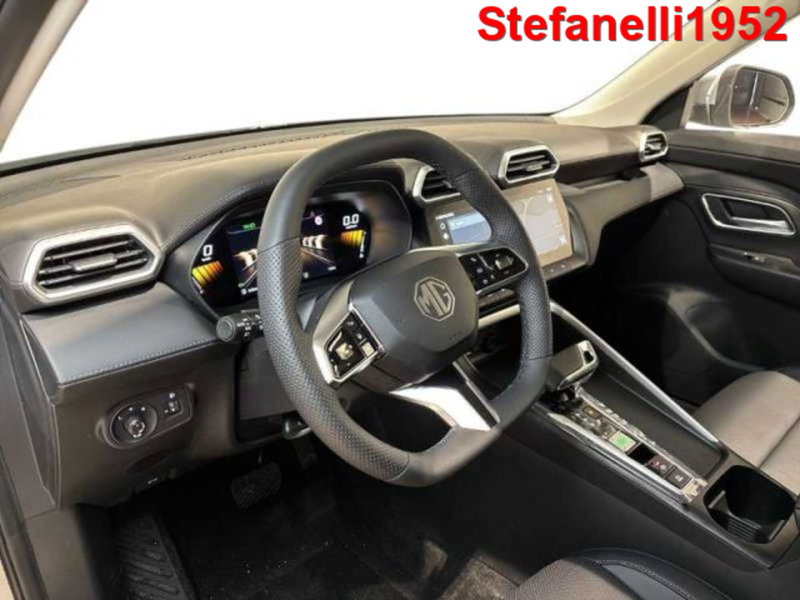 Mg ZS EV nuova a Bologna (11)