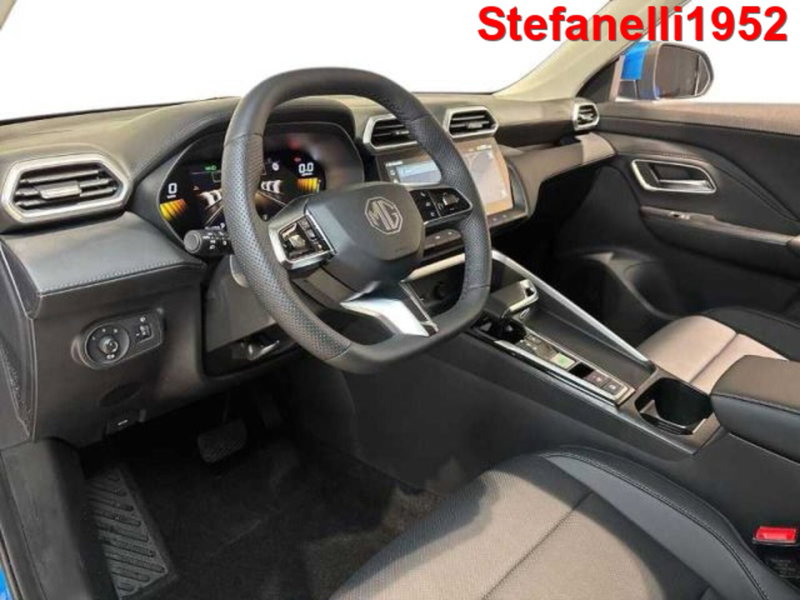 Mg ZS EV nuova a Bologna (11)