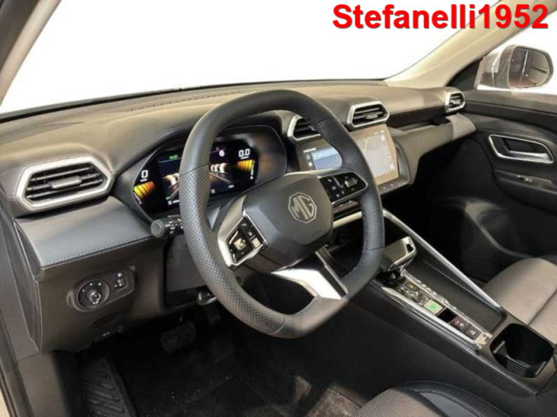 Mg ZS EV nuova a Bologna (11)