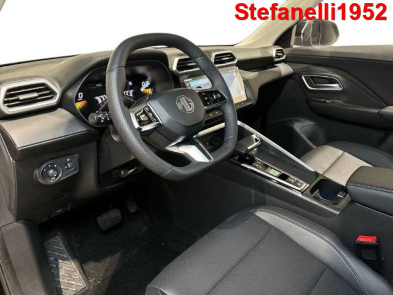 Mg ZS EV nuova a Bologna (11)