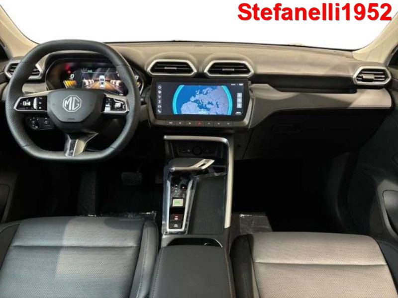 Mg ZS EV nuova a Bologna (13)