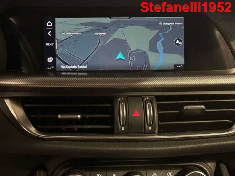 Alfa Romeo Stelvio usata a Bologna (17)