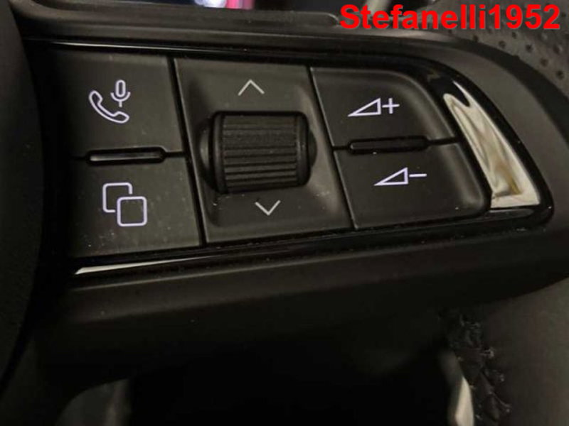 Alfa Romeo Stelvio usata a Bologna (19)