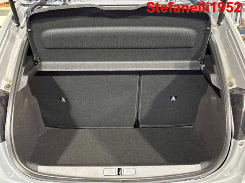 Peugeot 208 nuova a Bologna (7)