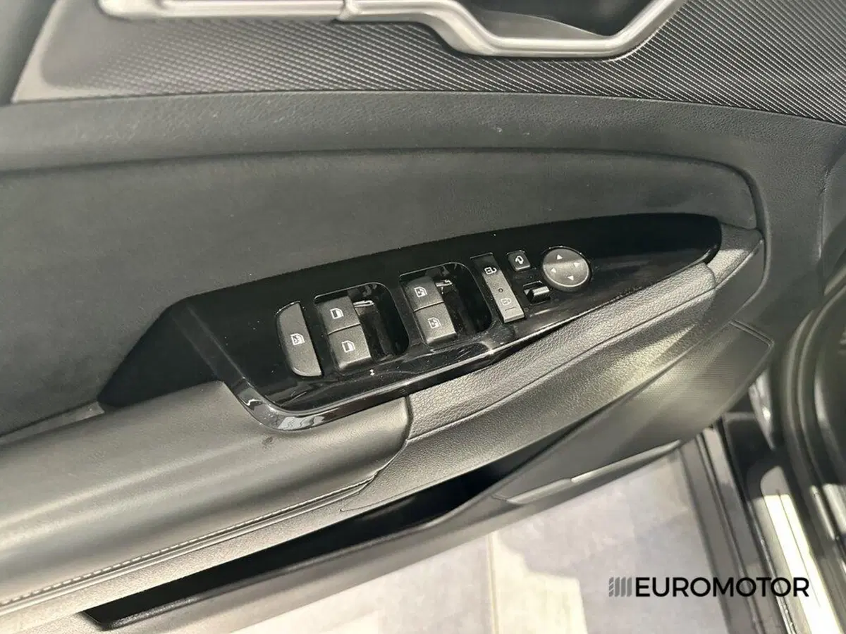 Kia Sportage usata a Bari (15)