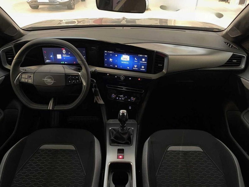 Opel Mokka nuova a Sondrio (11)