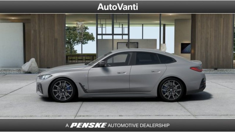 BMW i4 nuova a Bologna (2)