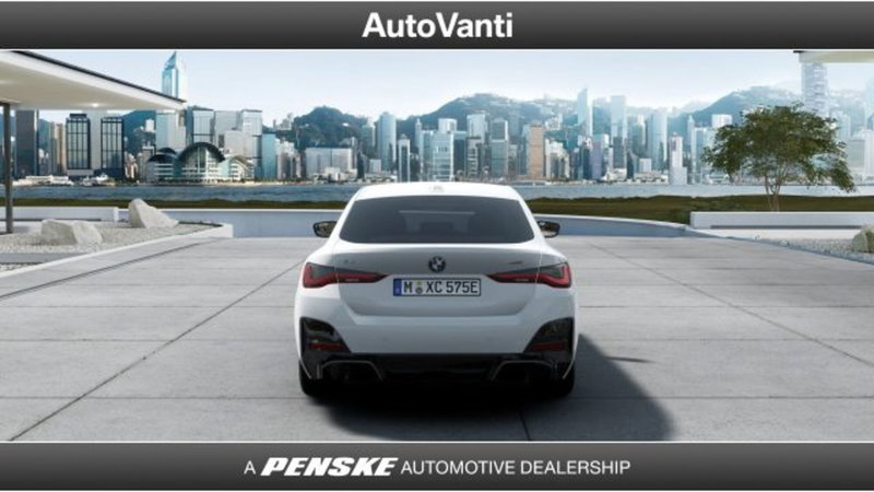 BMW i4 nuova a Bologna (4)