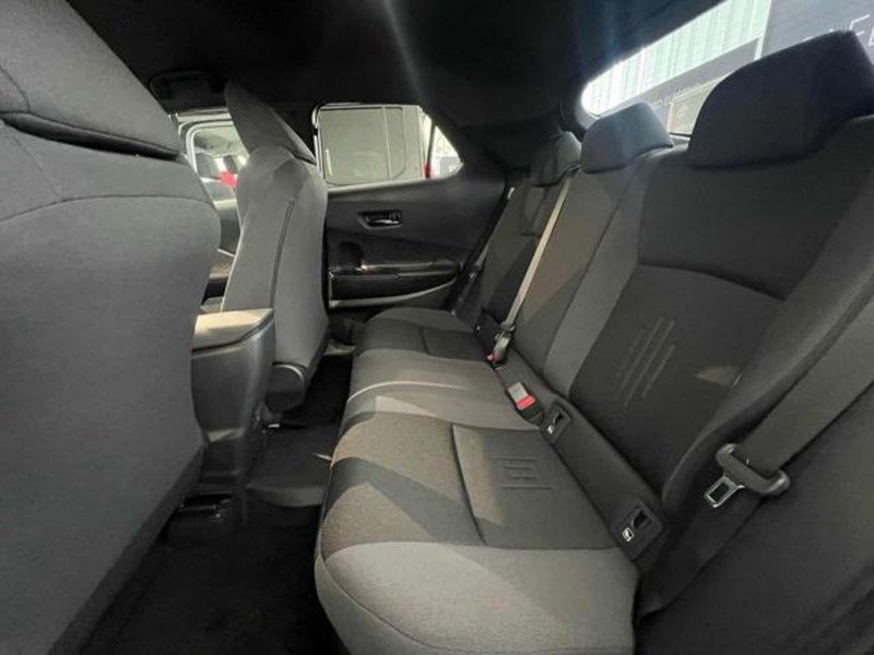 Toyota Toyota C-HR usata a Sassari (12)