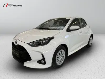 Toyota Yaris Cross 1.5h GR Sport Black Sky fwd 116cv e-cvt del 2022 usata a Monza