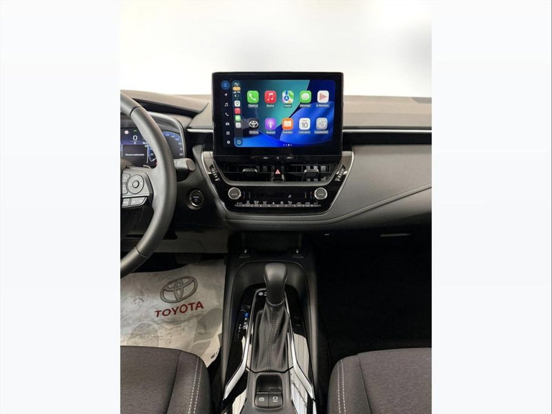 Toyota Corolla Touring Sports nuova a Monza e Brianza (12)