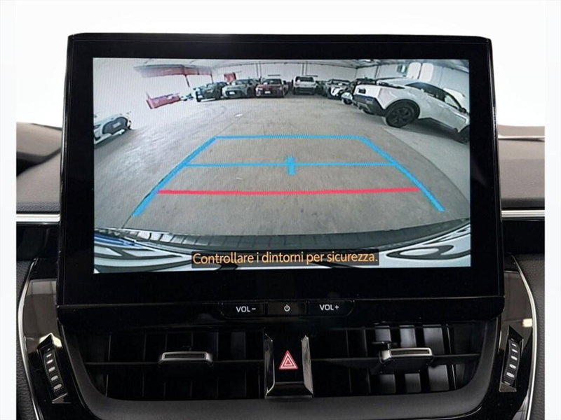 Toyota Corolla Touring Sports nuova a Monza e Brianza (13)