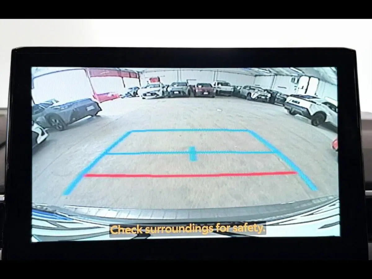 Toyota Corolla Touring Sports nuova a Monza e Brianza (12)