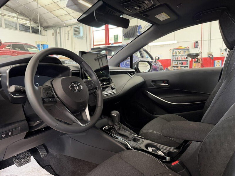 Toyota Corolla Touring Sports nuova a Monza e Brianza (11)