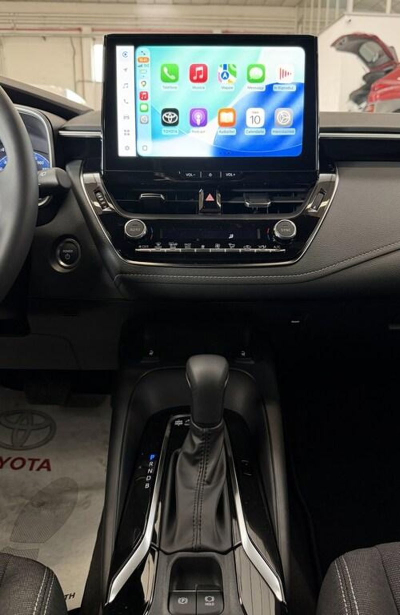 Toyota Corolla Touring Sports nuova a Monza e Brianza (12)