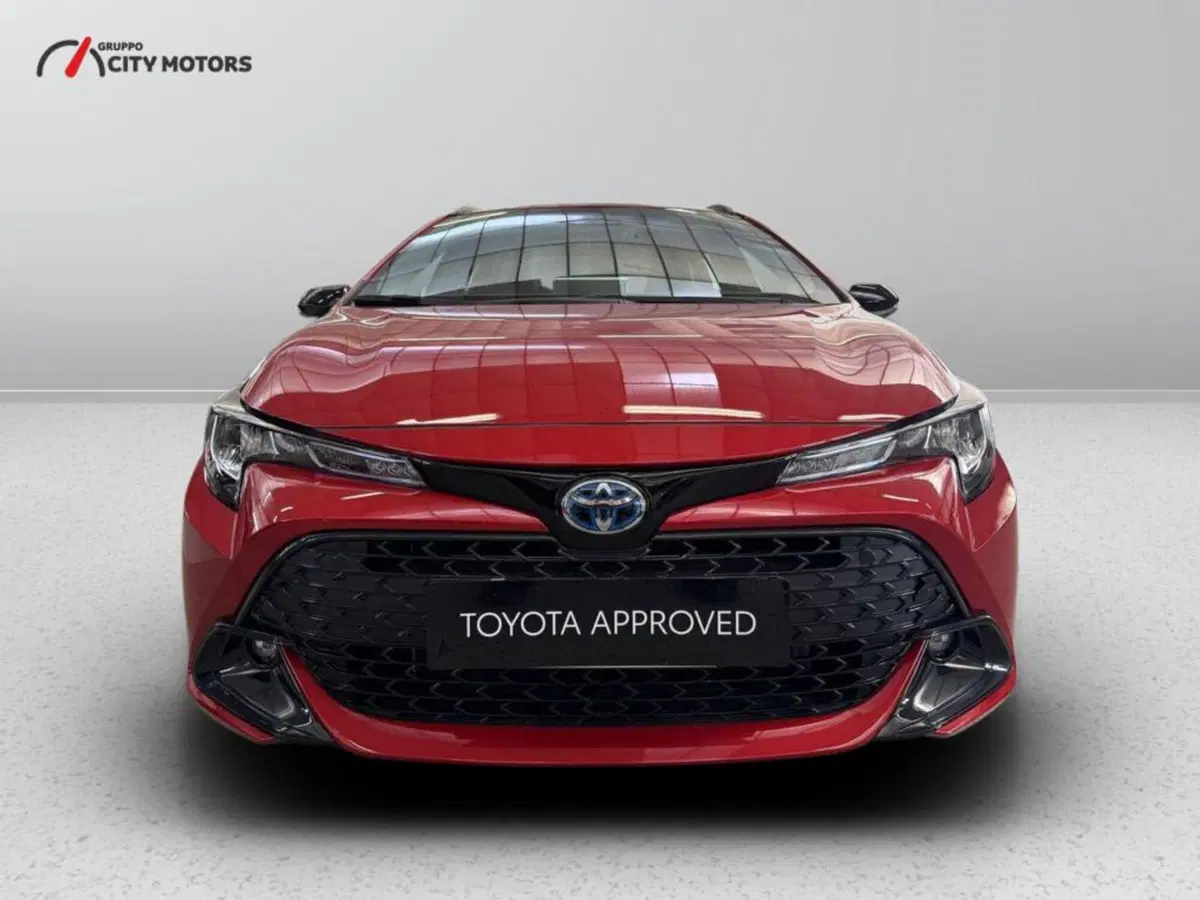 Toyota Corolla Touring Sports nuova a Monza e Brianza (2)