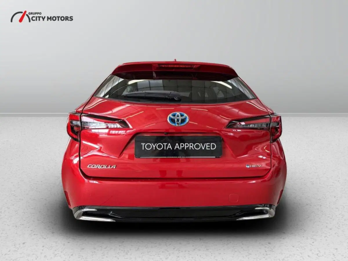 Toyota Corolla Touring Sports nuova a Monza e Brianza (5)