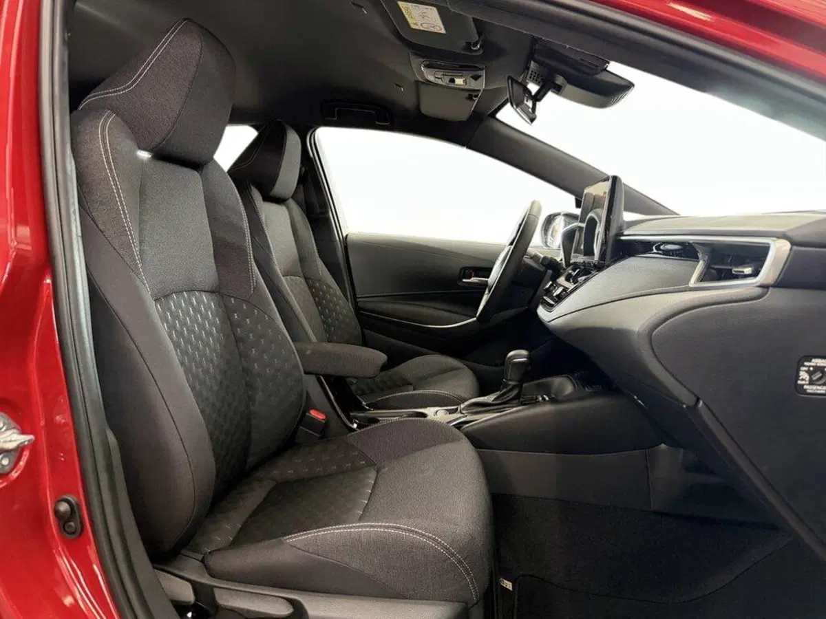 Toyota Corolla Touring Sports nuova a Monza e Brianza (9)