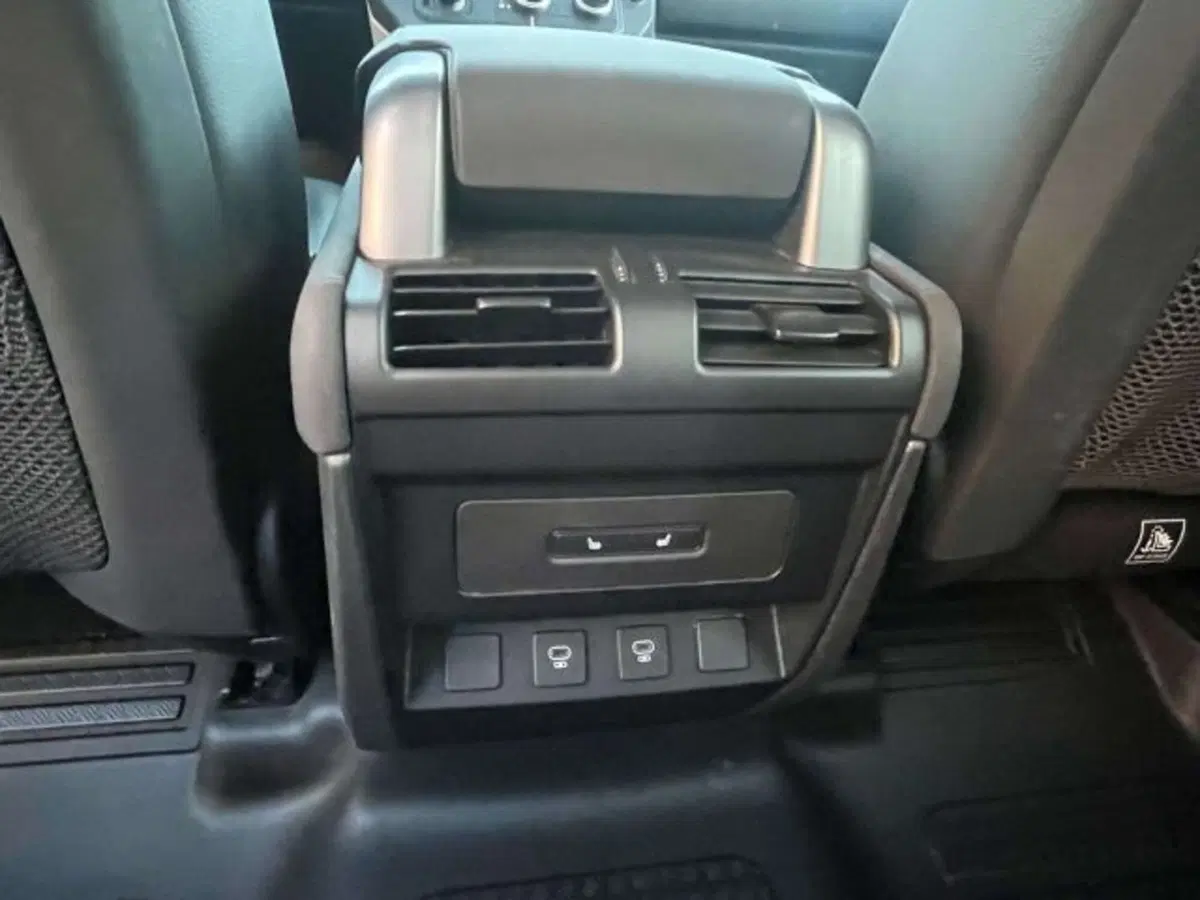 Land Rover Defender usata a Firenze (12)