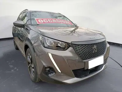 Peugeot 2008 1.2 turbo Allure 100cv del 2020 usata a Empoli