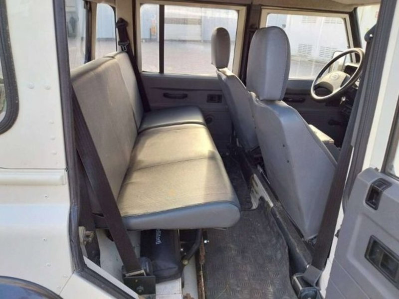 Land Rover Defender usata a Firenze (14)