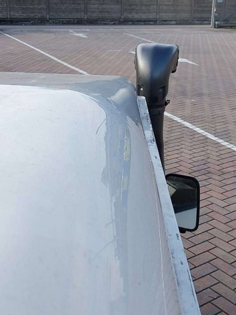 Land Rover Defender usata a Firenze (7)