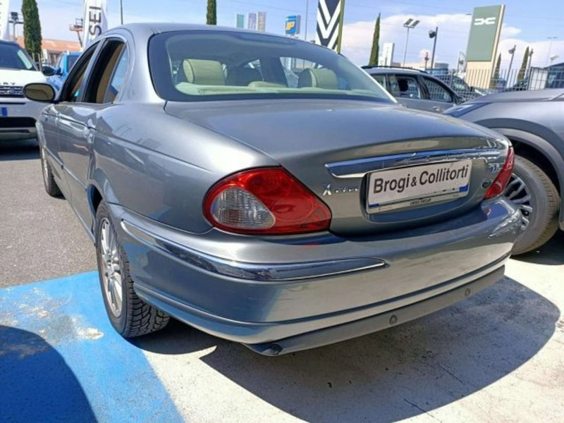 Jaguar X-Type usata a Firenze (6)
