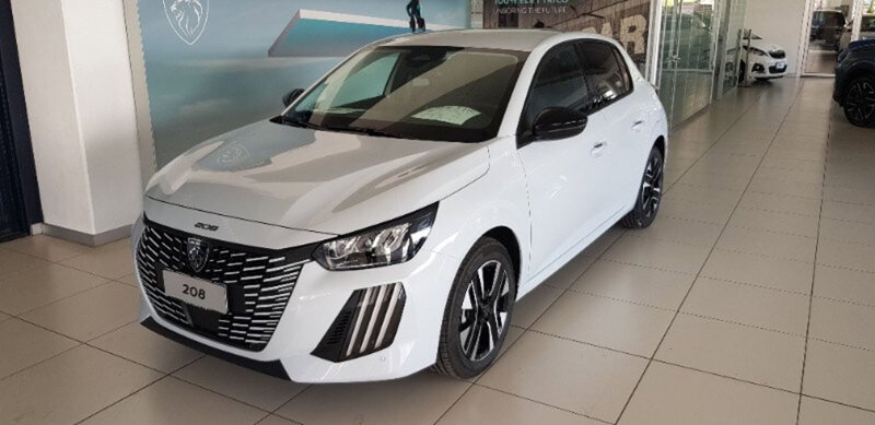 Peugeot 208 nuova a Pordenone (3)