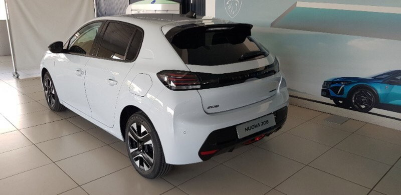 Peugeot 208 nuova a Pordenone (4)