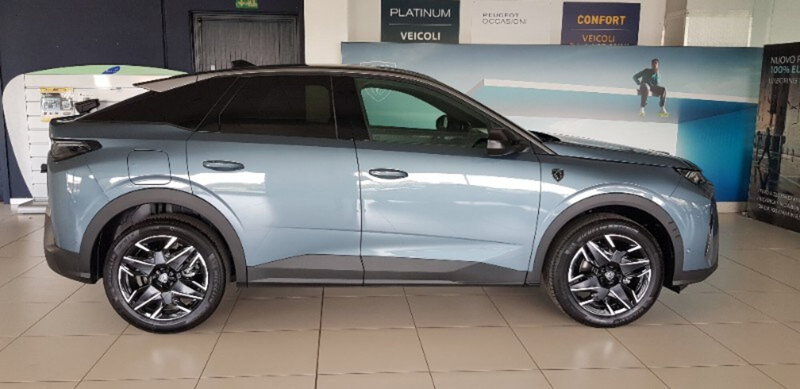 Peugeot 3008 nuova a Pordenone (8)