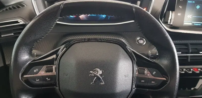 Peugeot 208 usata a Pordenone (11)