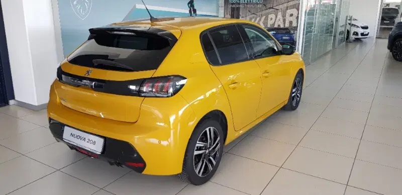 Peugeot 208 usata a Pordenone (6)