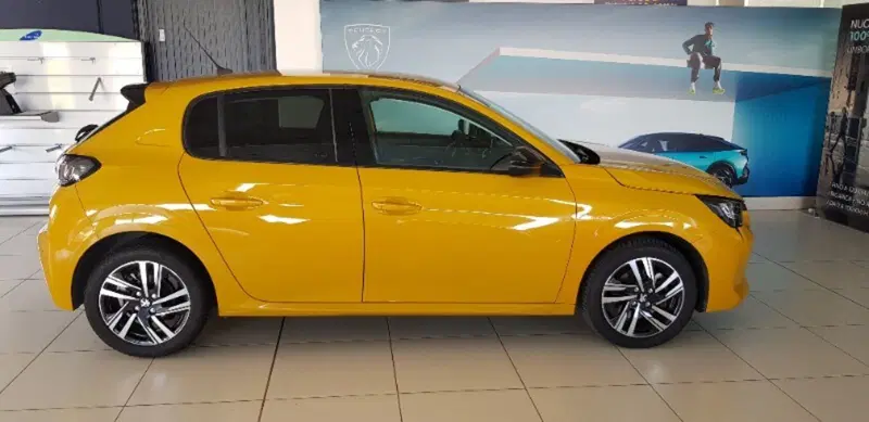 Peugeot 208 usata a Pordenone (8)
