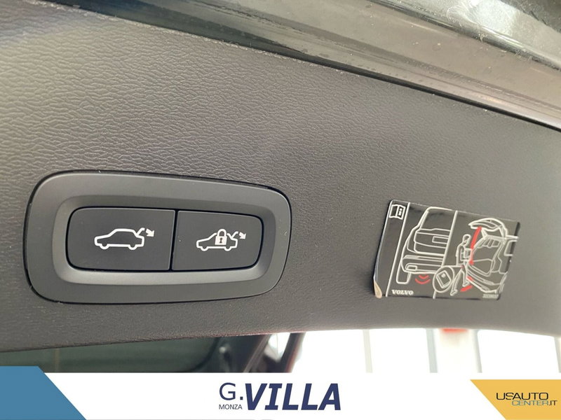 Volvo XC40 usata a Monza e Brianza (16)