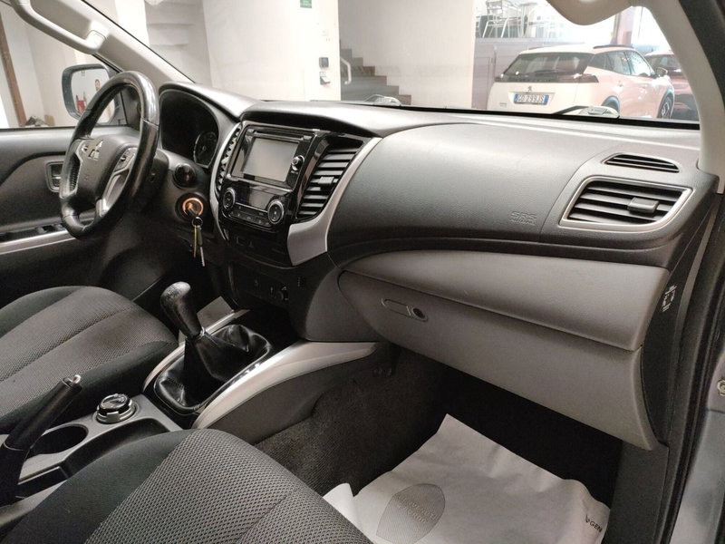 Mitsubishi L200 usata a Teramo (12)
