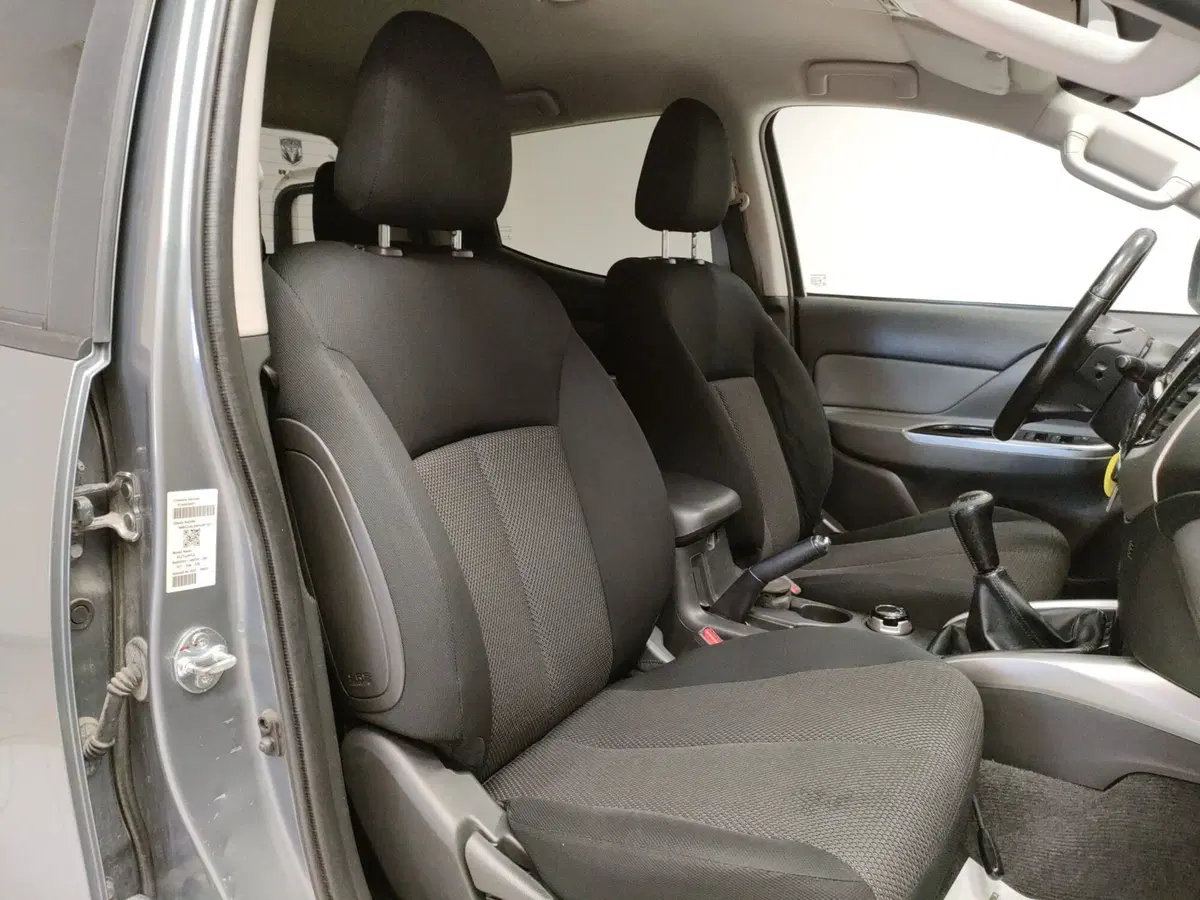 Mitsubishi L200 usata a Teramo (15)